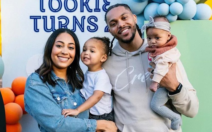 Curry Sister Husband