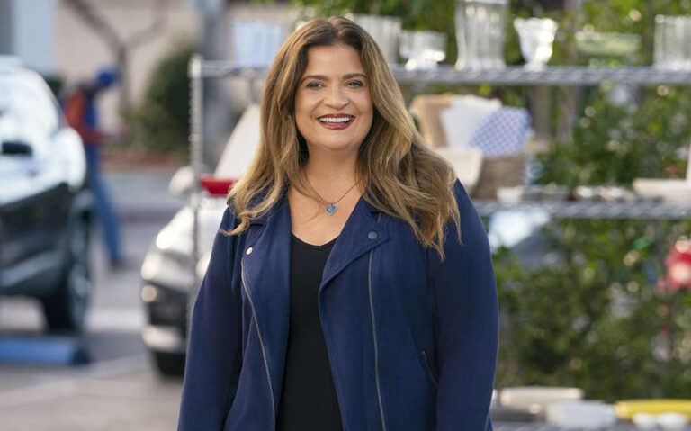 chef alex guarnaschelli husband