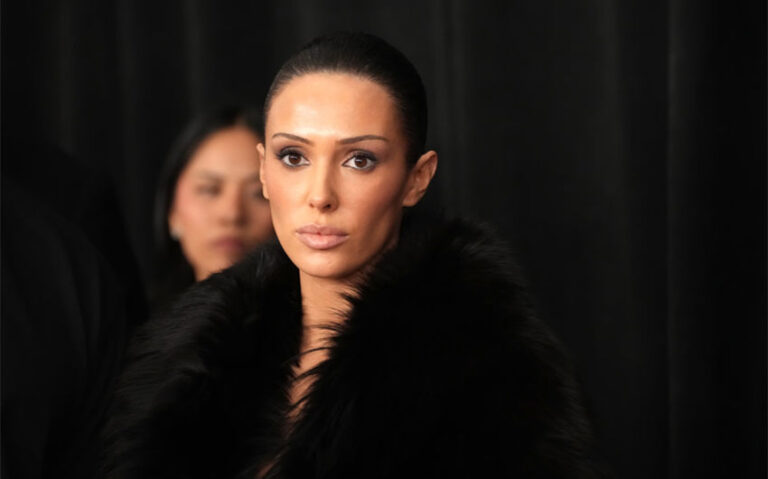 bianca censori net worth