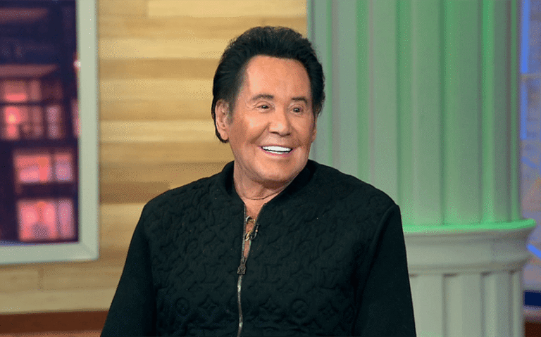 What Is Wayne Newton’s Net Worth and How Did He Build It?